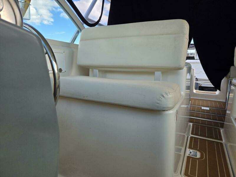 1998 Tiara Yachts Coronet