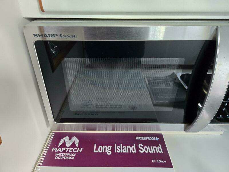 1998 Tiara Yachts Coronet