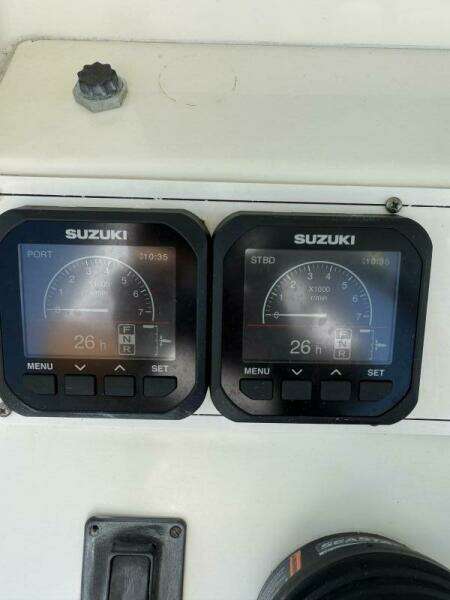 2007 Triton 315 Express