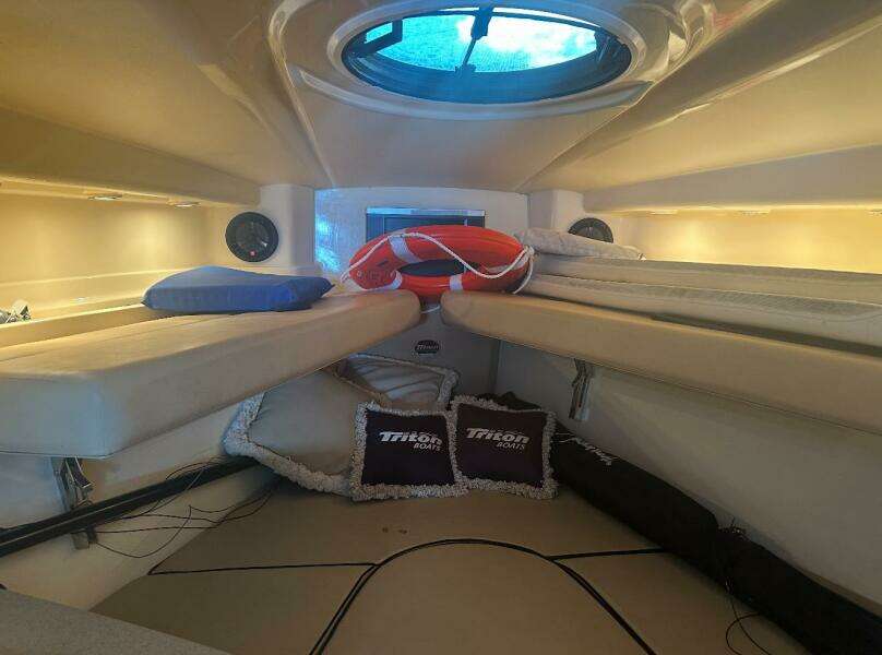 2007 Triton 315 Express