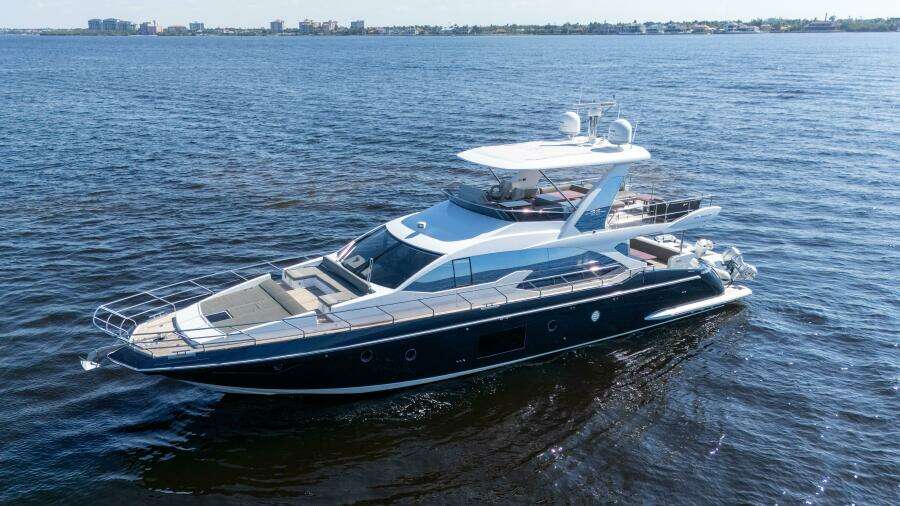 2017 Azimut 66 Flybridge