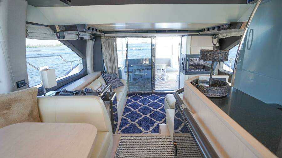 2017 Azimut 66 Flybridge