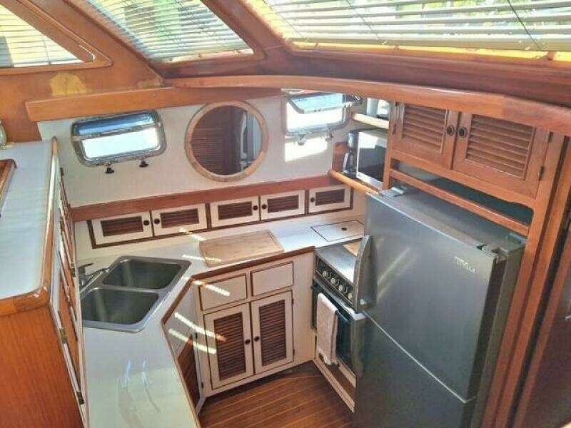 1990 Offshore Yachts 48 Yachtfisher