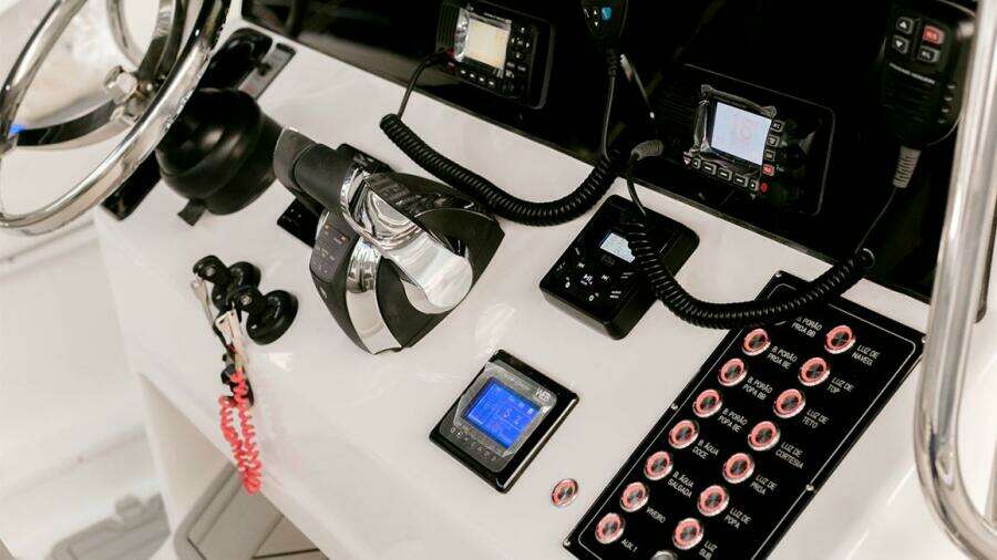 2025 Garnet Offshore 300 HT