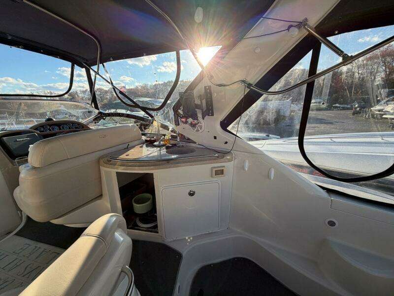 2002 Regal Commodore 3860