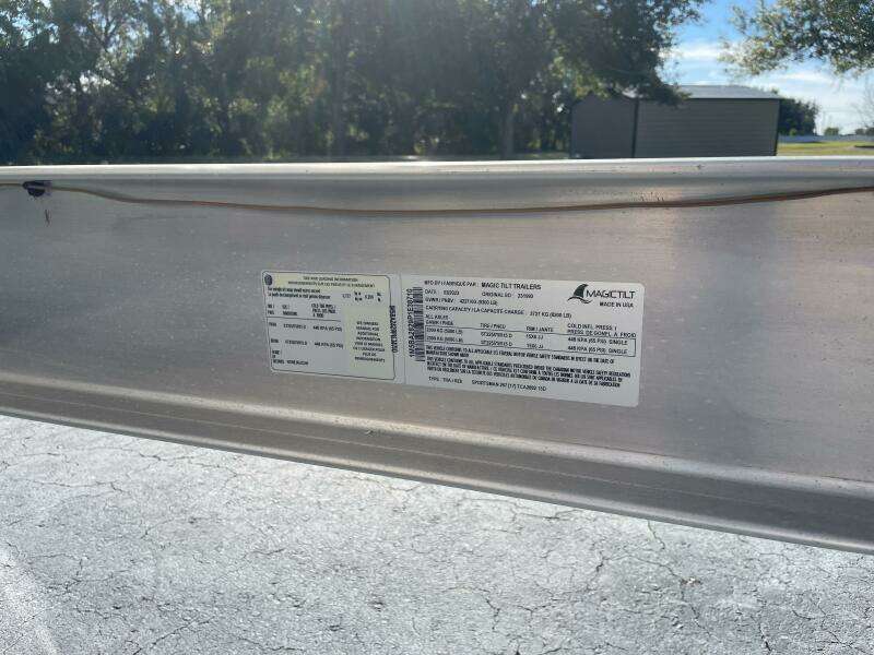 2023 Sportsman Masters 267 Bay Boat