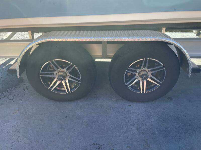 2023 Sportsman Masters 267 Bay Boat