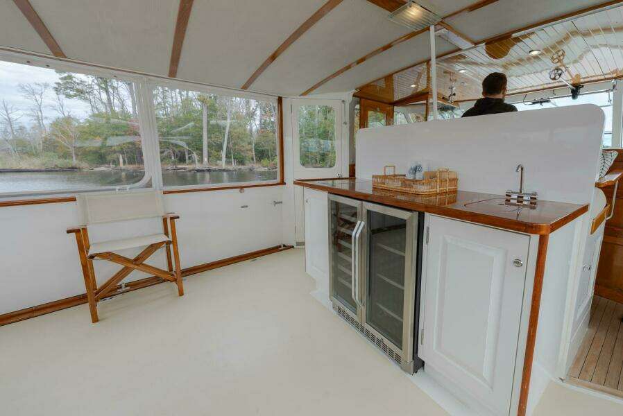 Aft Deck Wet Bar
