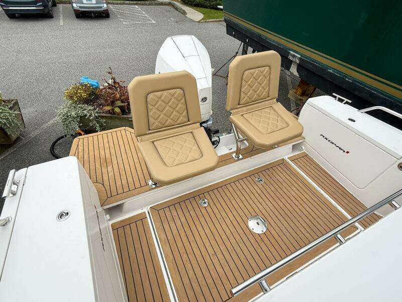 2020 Axopar 28 Cabin w/Wet Bar