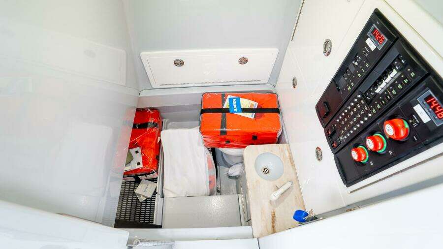 2023 Valhalla Boatworks V-33