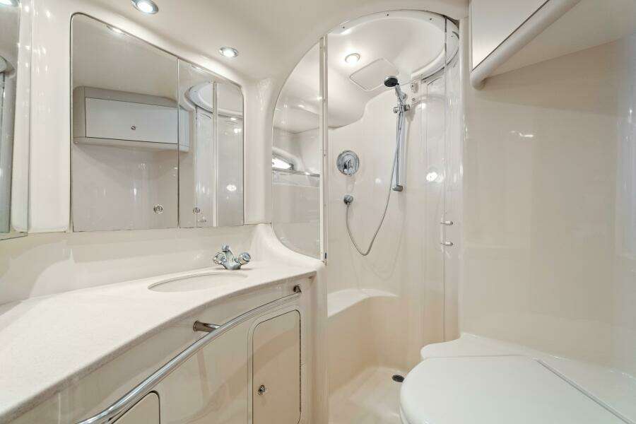 2003 Sea Ray 480 Sedan Bridge