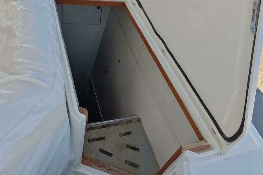 2002 Ferretti Yachts 720