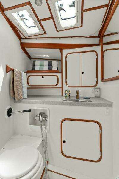 2000 Taswell 44 All Season