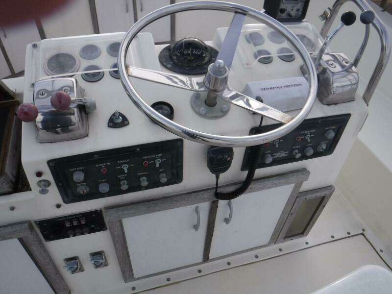 1979 Hatteras 46 Convertible