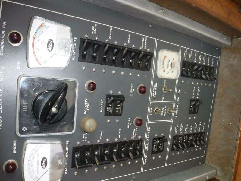 1979 Hatteras 46 Convertible