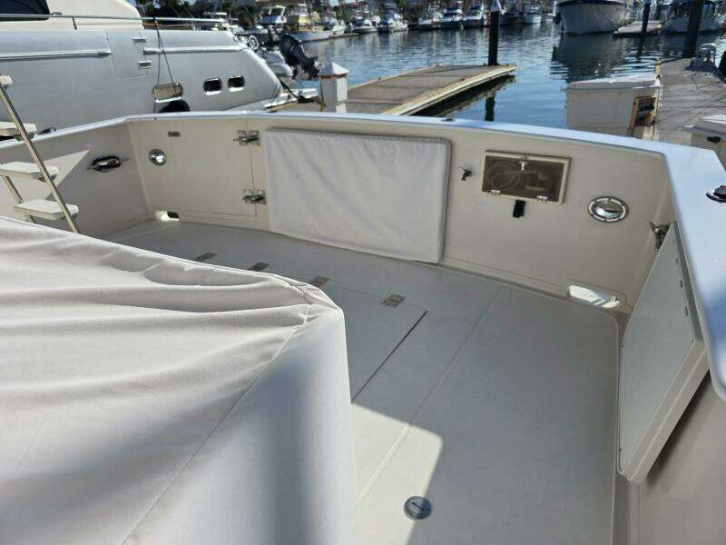 1989 Offshore Yachts 48 Sedan
