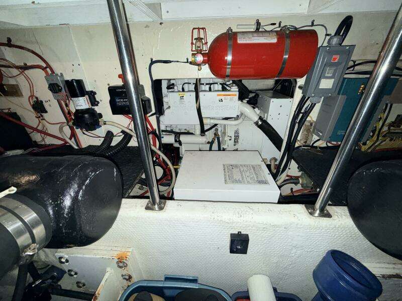 2006 Silverton 38 Sport Bridge