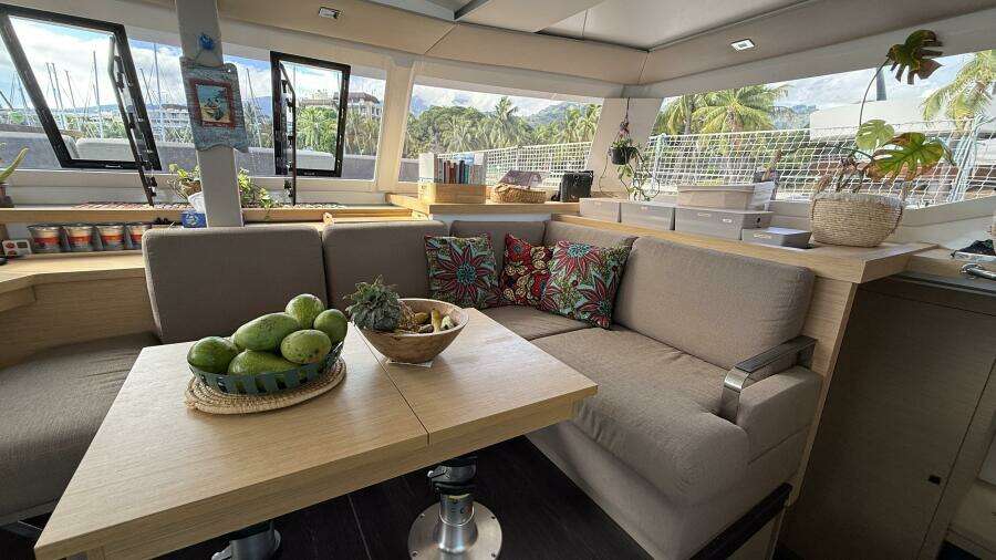 2024 Fountaine Pajot Astrea 42