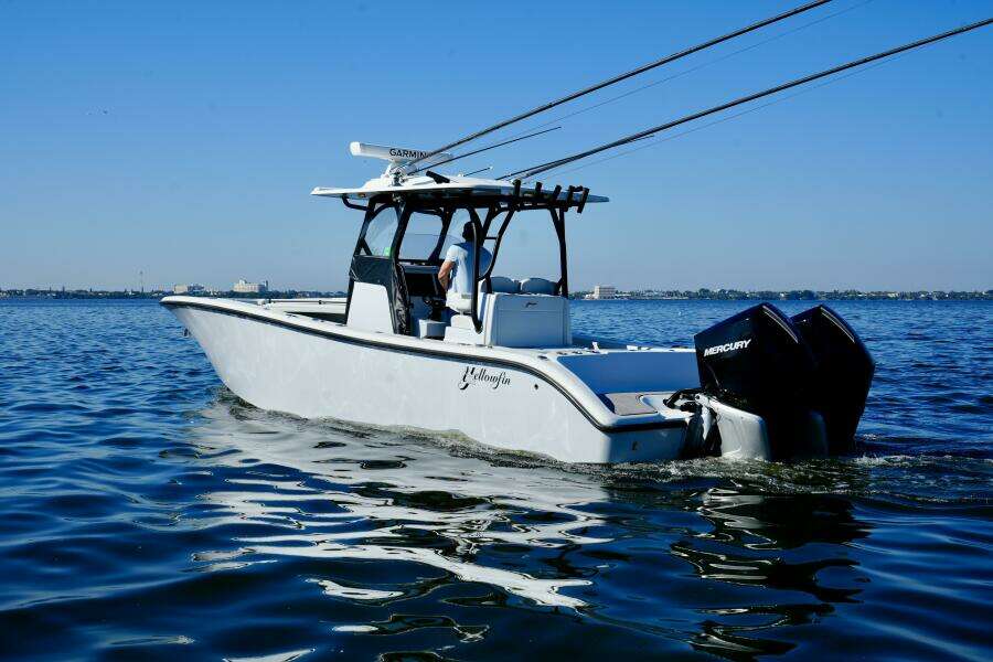 Yellowfin 32 Luhn 32- Profile