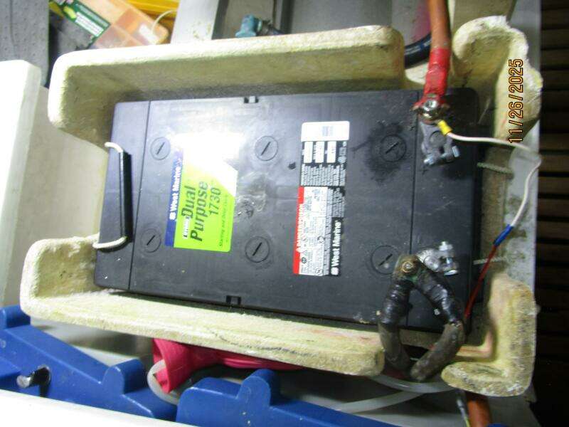 42' Grand Banks battery bank5