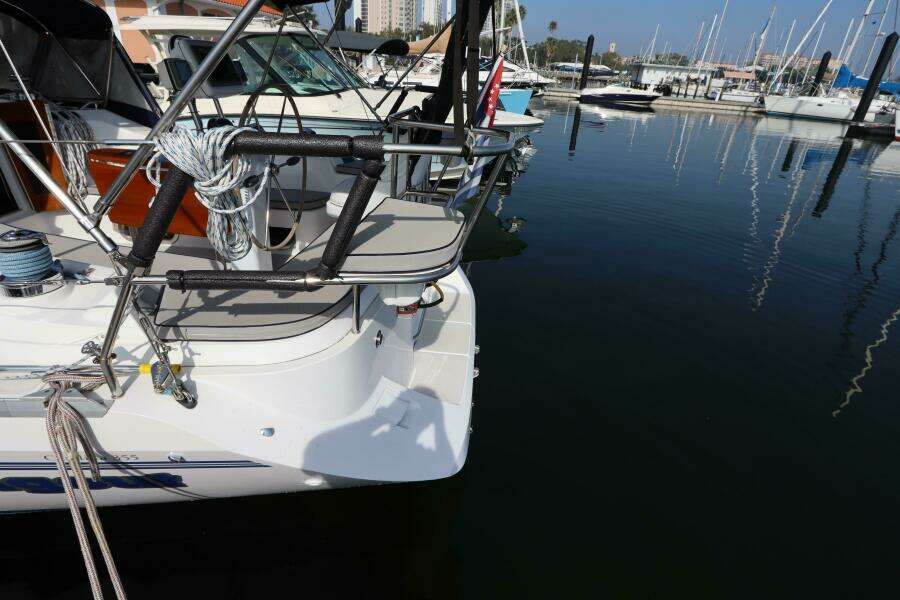 2011 Catalina 355