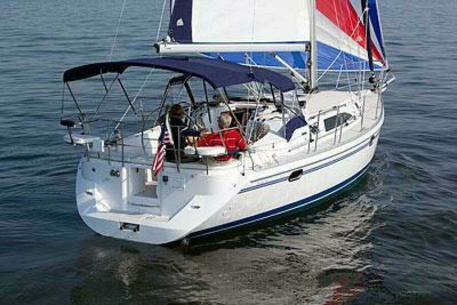 2011 Catalina 355