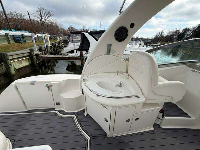 2004 Sea Ray 340 Sundancer
