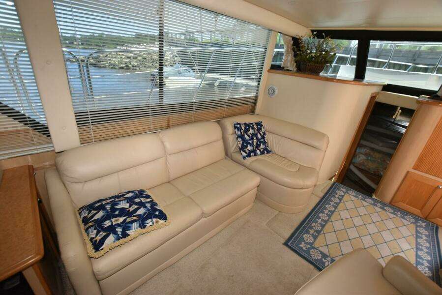 2005 Bluewater 5200