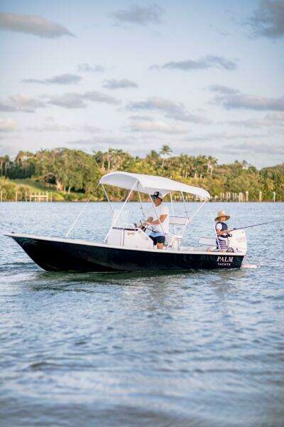 Palm Yachts 17 - Starboard Profile