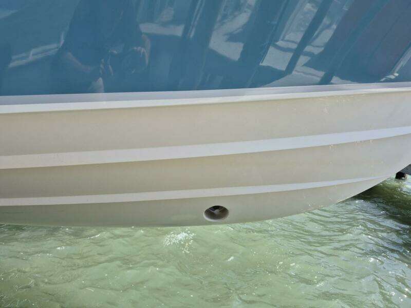 2018 Grady-White 330 Express