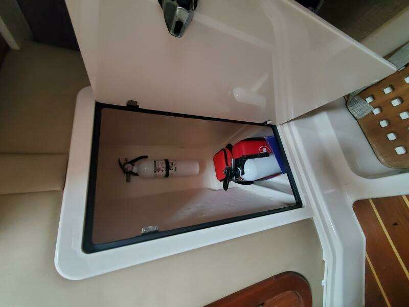 2018 Grady-White 330 Express