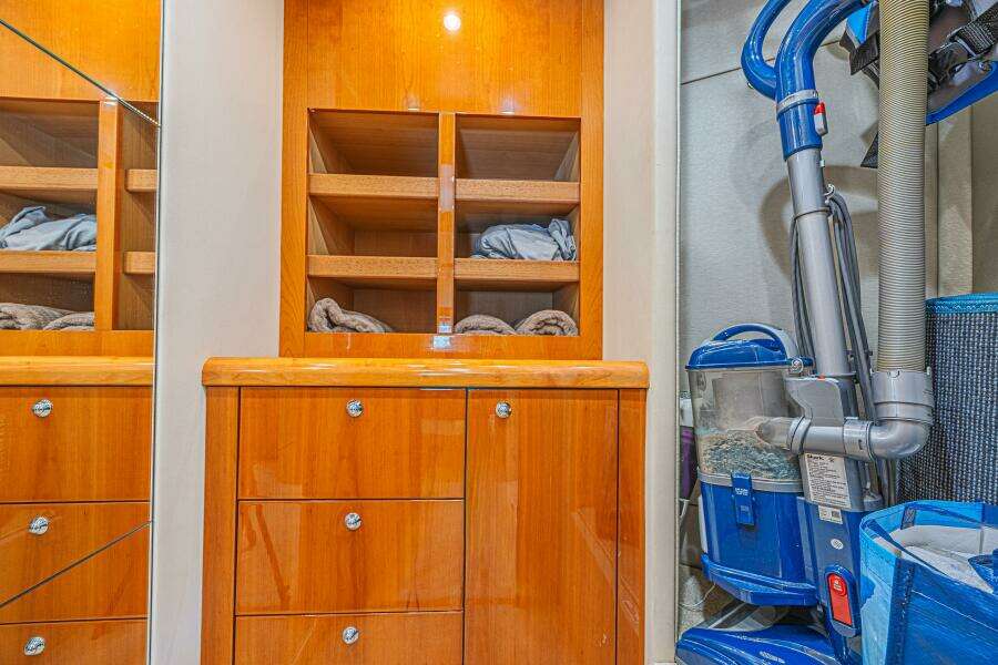 2006 Sunseeker 75 Yacht