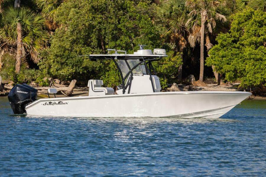 2019 SeaHunter Floridian 28