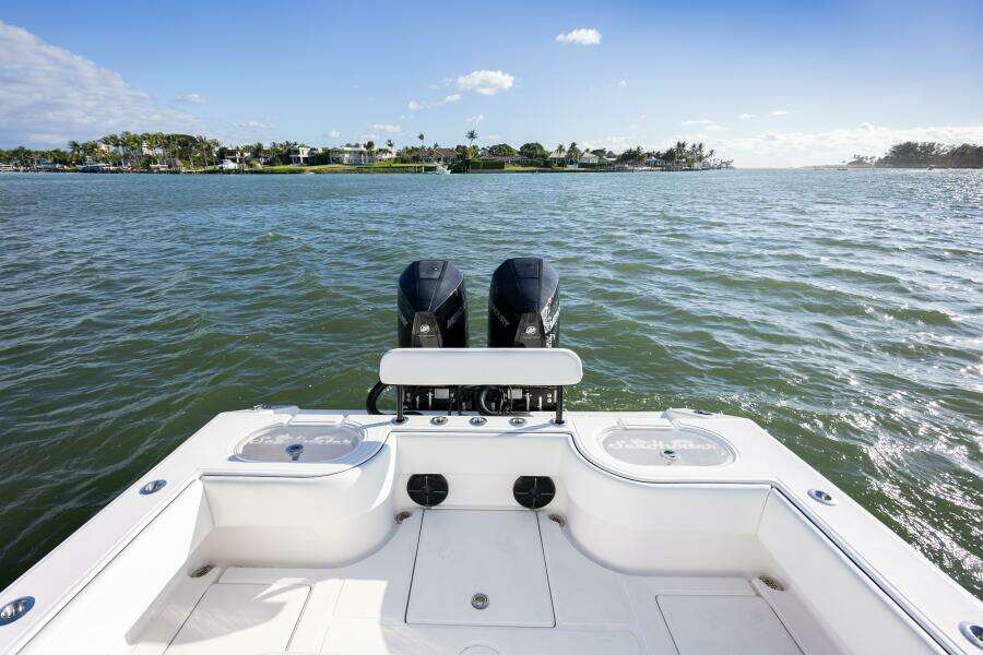 2019 SeaHunter Floridian 28