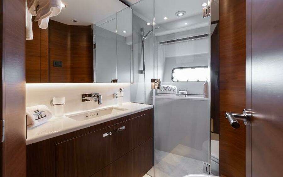 2017 Princess 75 Motor Yacht