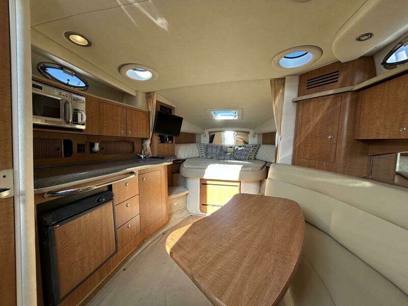 2006 Sea Ray 320 Sundancer