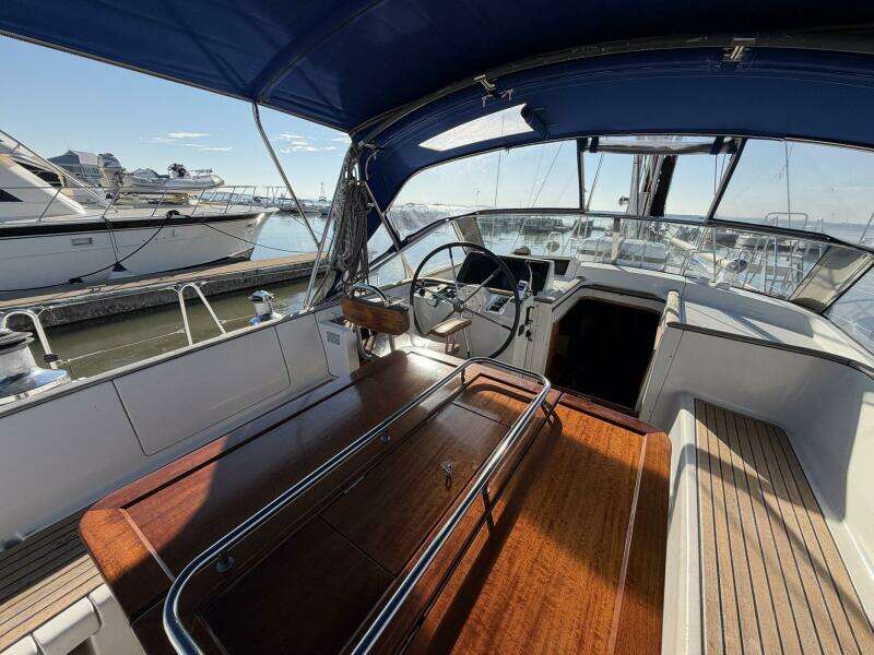 2004 Beneteau 57 Center Cockpit
