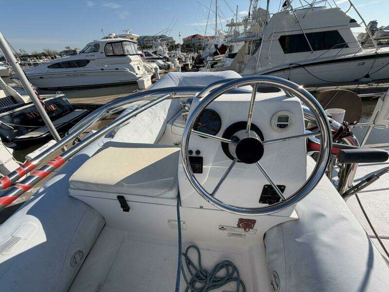 2004 Beneteau 57 Center Cockpit