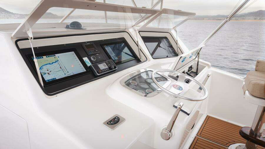 2000 Viking 55 Convertible