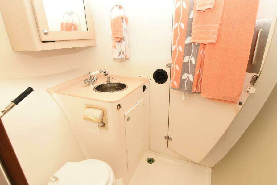 2015 Maine Cat MC 41