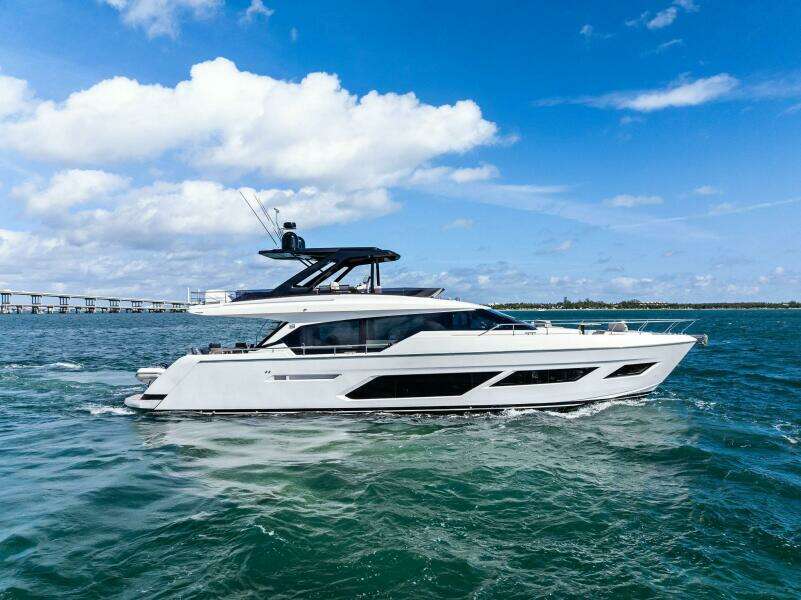2024 Ferretti Yachts 720