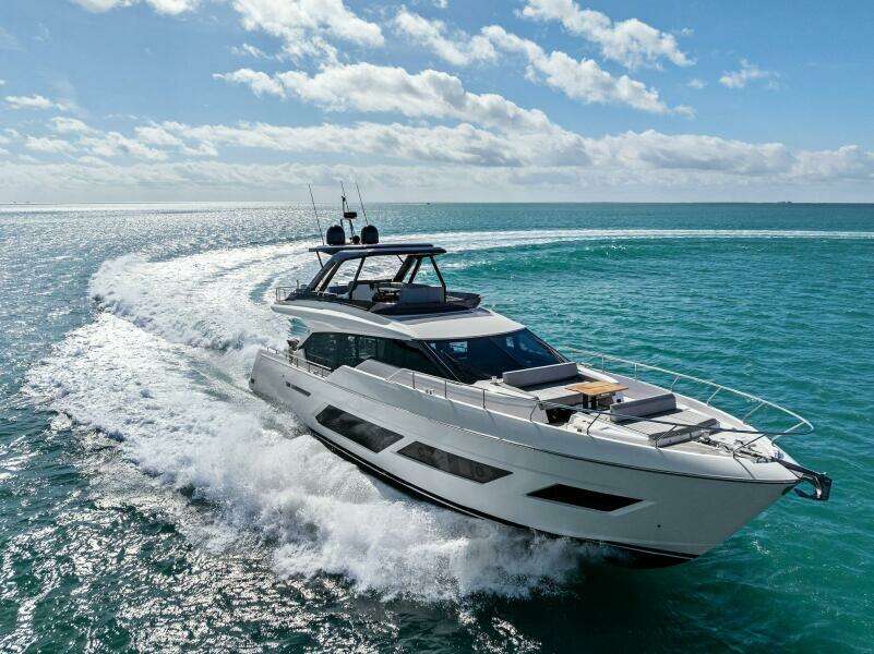 2024 Ferretti Yachts 720