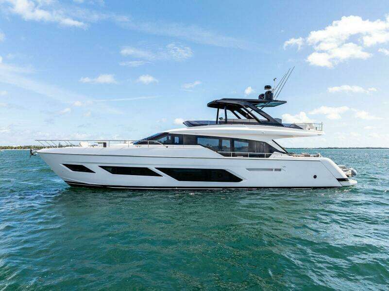 2024 Ferretti Yachts 720