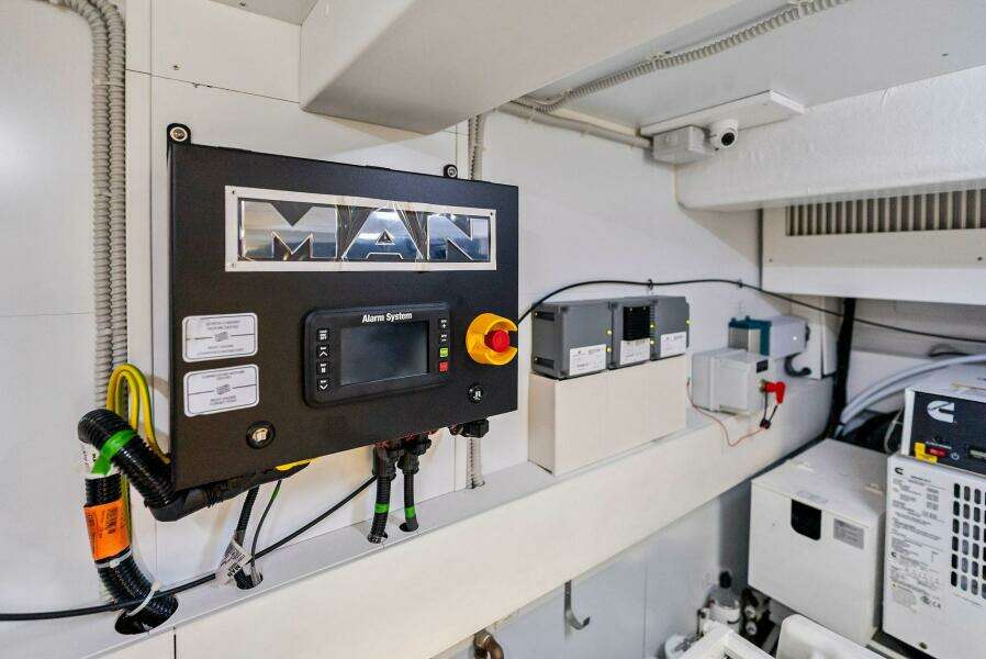 2024 Ferretti Yachts 720