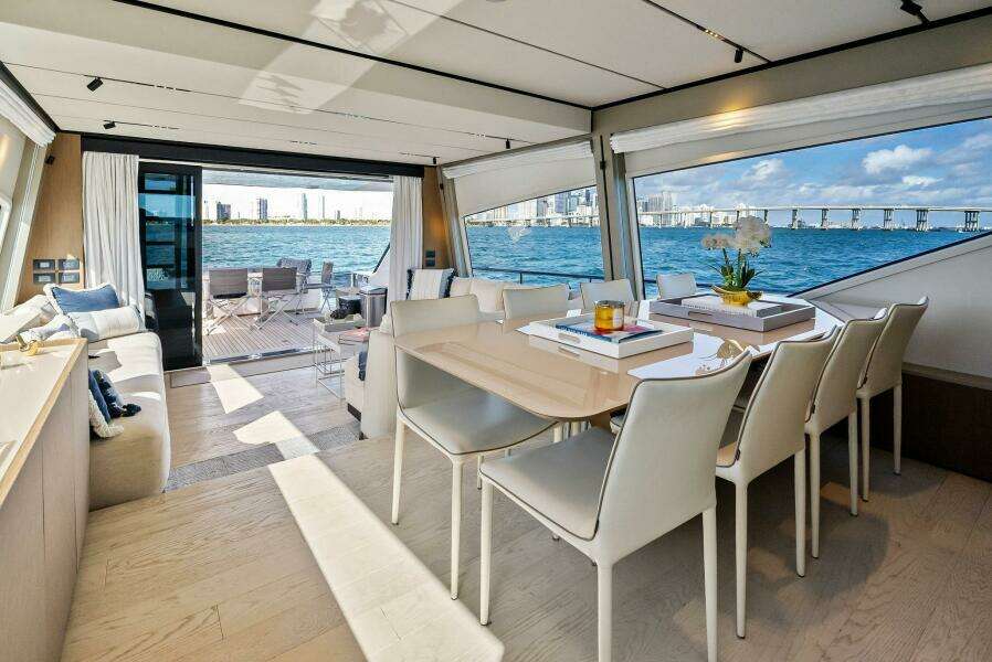 2024 Ferretti Yachts 720