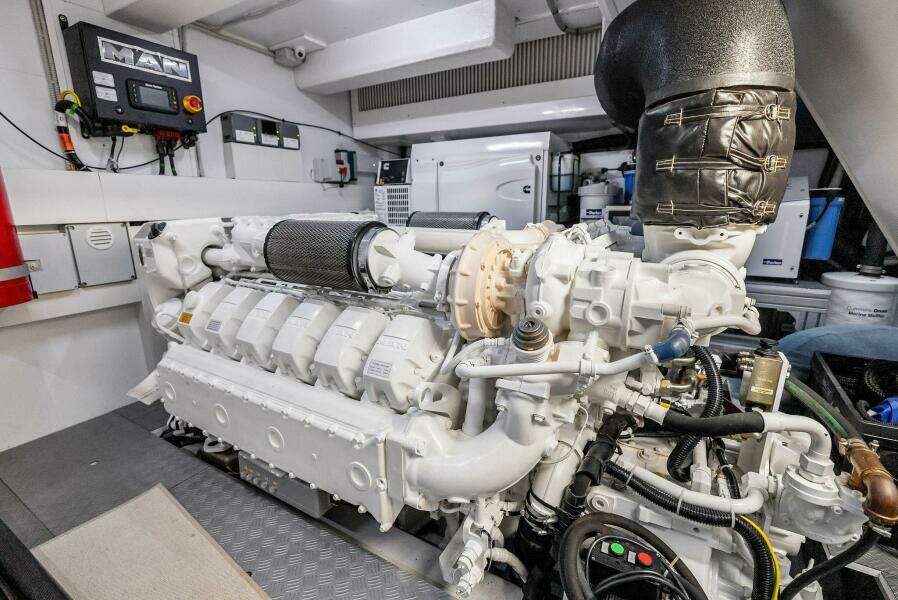 2024 Ferretti Yachts 720