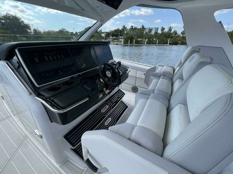 2025 Cigarette NightHawk