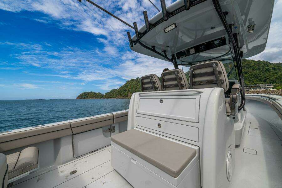 2024 Valhalla Boatworks V-33 "Shit Show"