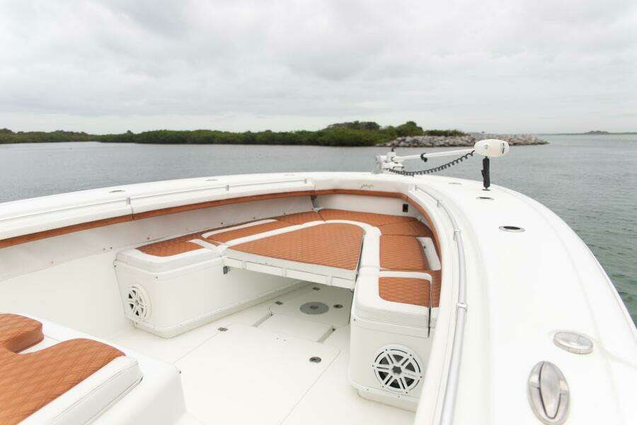 2015 Yellowfin 42 Offshore