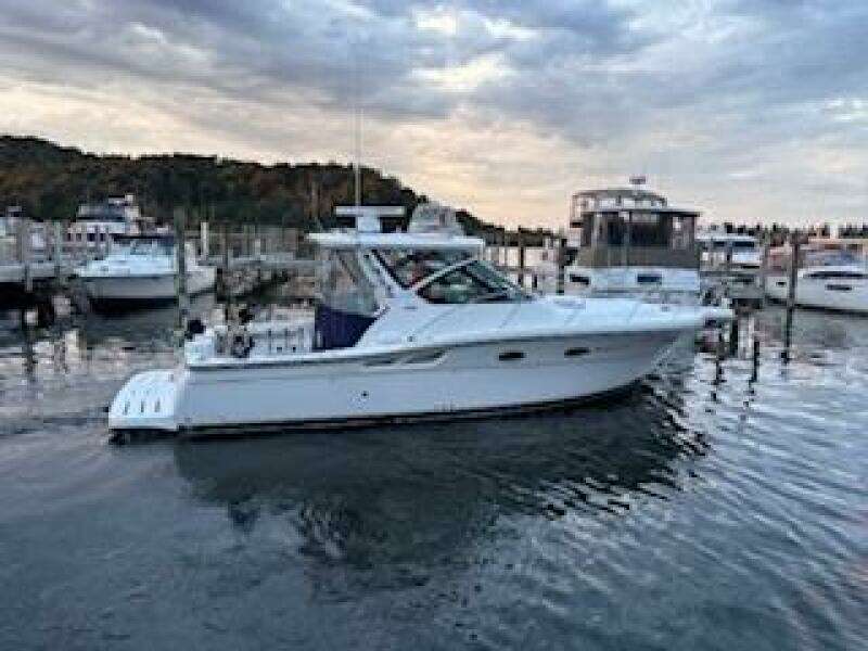 2005 Tiara Yachts 3200 OPEN
